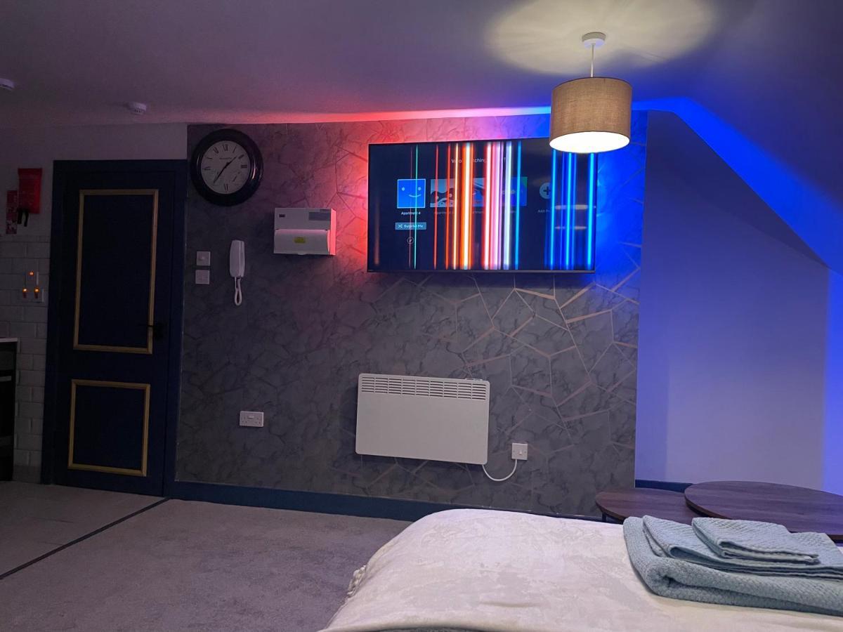 Lovely Studio Apartment Located In Birmingham Bagian luar foto